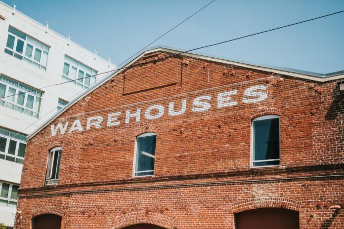 a brick building with windows
